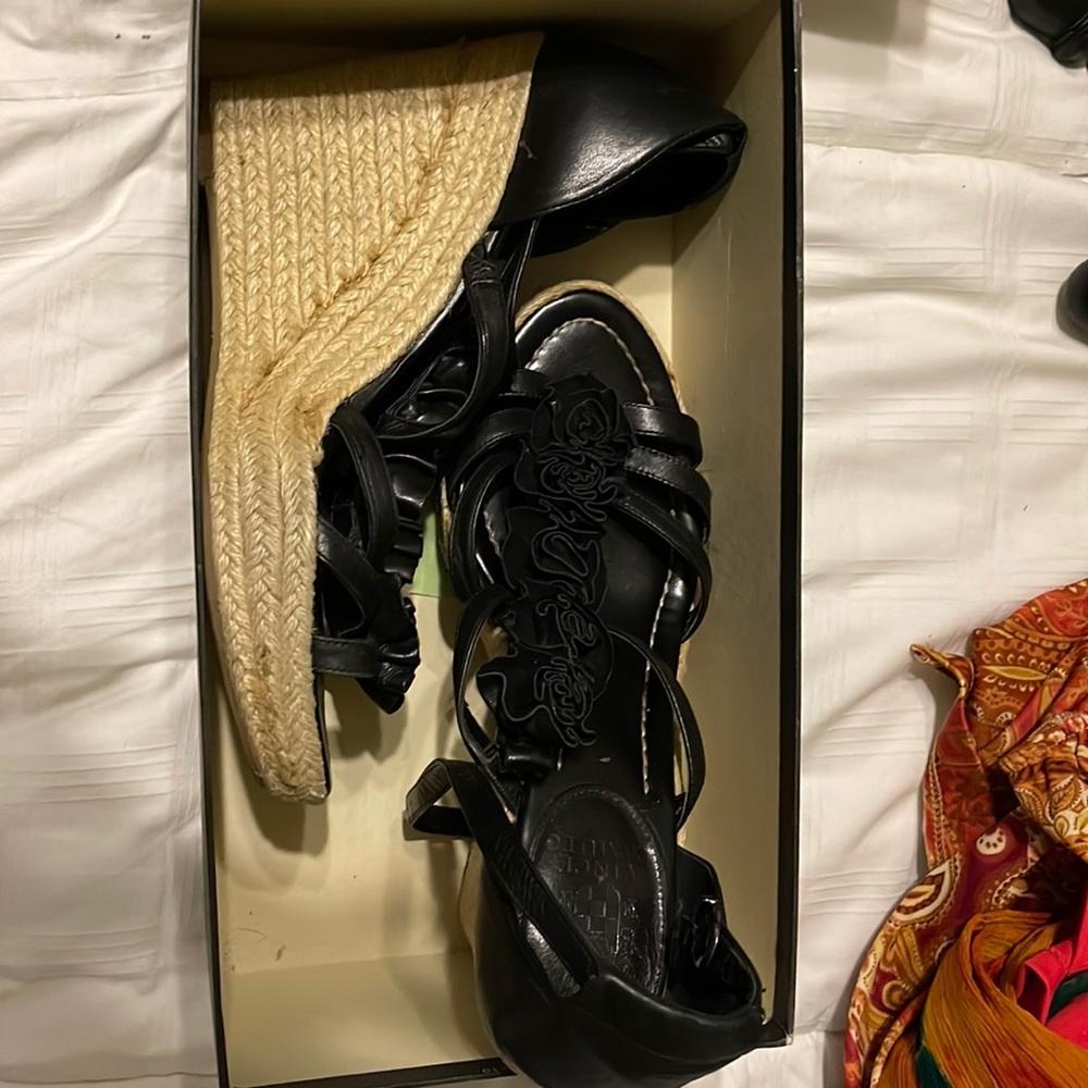 Black Vince Camuto wedge